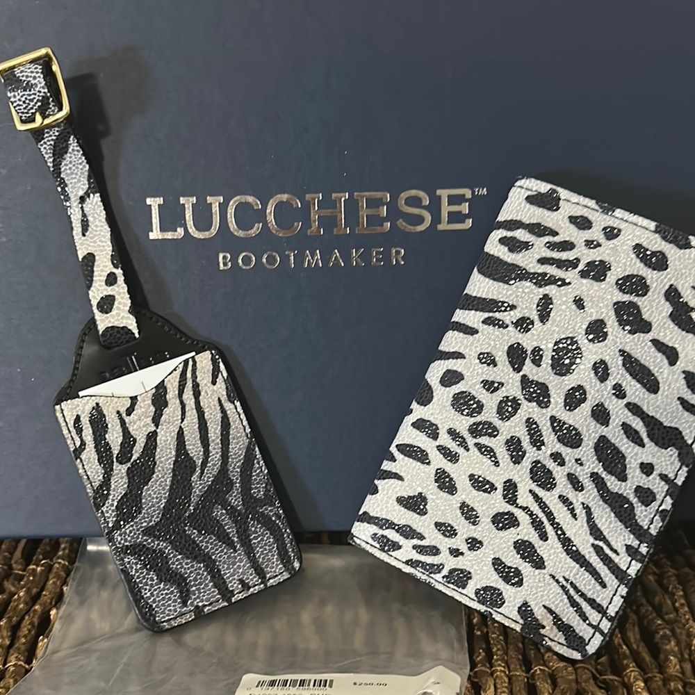 Lucchese Exotic Luggage Tag/Passport Duo NWT